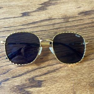 Quay Jezabell Twist Sunglasses